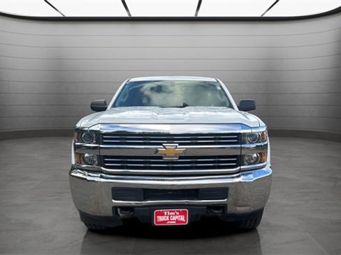 Used 2017 Chevrolet Silverado 2500 W/T w/ Snow Plow Prep Package image 6