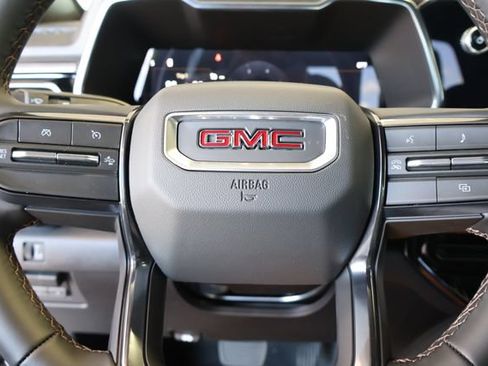 New 2026 GMC Canyon AT4 AWD/4WD image 23