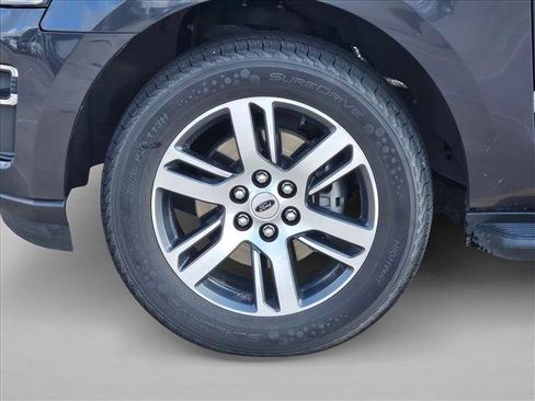 Used 2024 Ford Expedition Max Limited AWD/4WD image 14