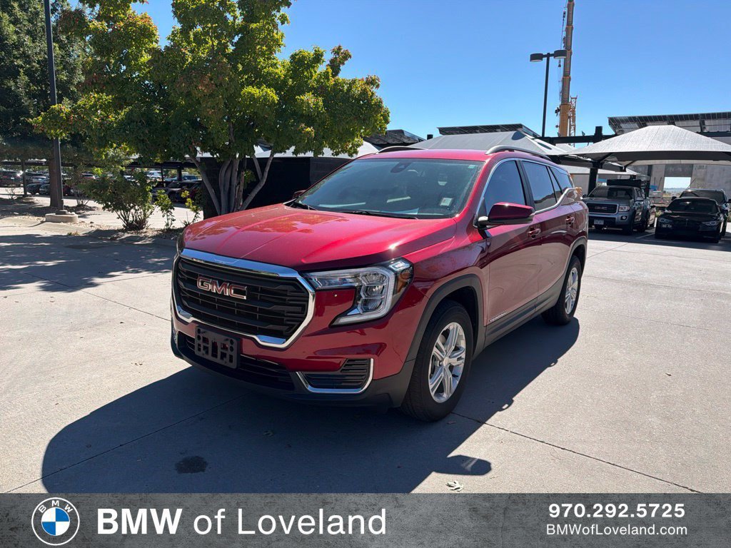 Used 2024 GMC Terrain SLE w/ Driver Convenience Package AWD/4WD image 1