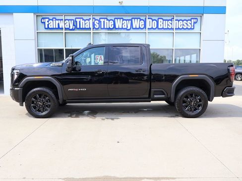 Used 2026 GMC Sierra 2500 AT4 w/ AT4 Premium Plus Package AWD/4WD image 7