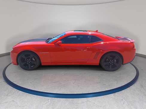 Used 2014 Chevrolet Camaro LT w/ RS Package RWD image 8