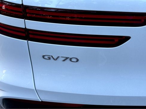 New 2026 Genesis GV70 3.5T Sport Advanced image 37