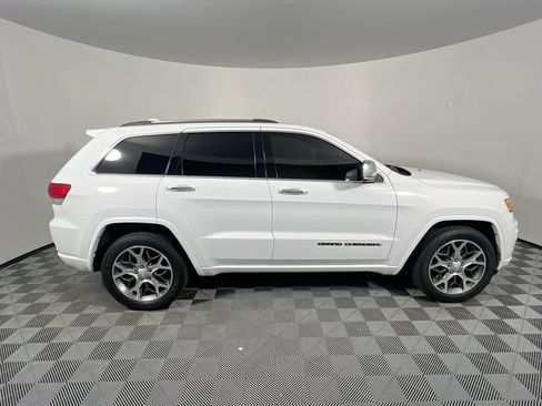 Used 2020 Jeep Grand Cherokee Overland RWD image 2