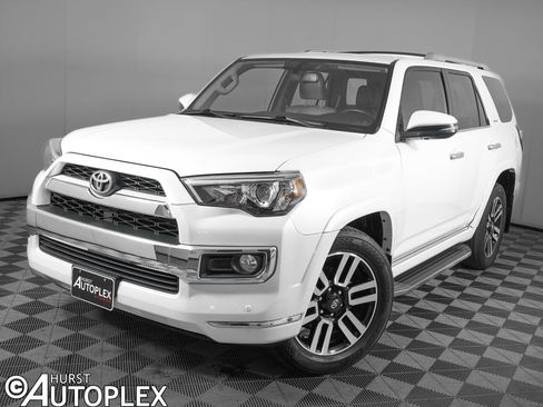 Used 2018 Toyota 4Runner Limited RWD image 1