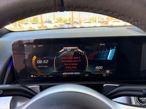 Used 2022 Mercedes-Benz GLB 35 AMG 4MATIC image 29