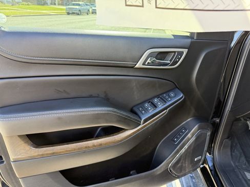 Certified 2018 GMC Yukon Denali w/ Denali Ultimate Package image 9