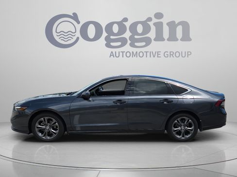 Used 2023 Honda Accord EX image 2