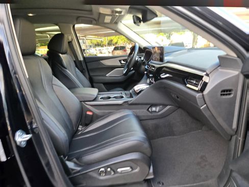 Used 2025 Acura MDX SH-AWD image 28