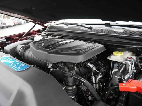 New 2025 Jeep Wagoneer L Series II image 14