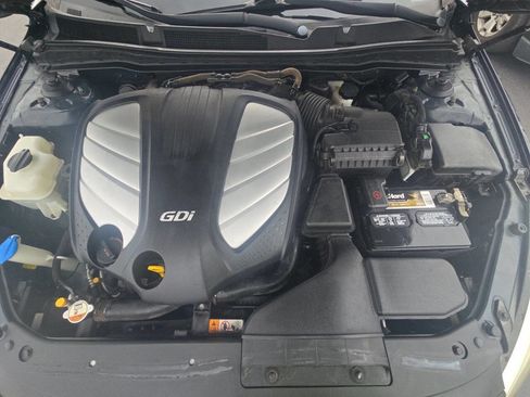 Used 2014 Kia Cadenza Premium w/ Technology Package image 4