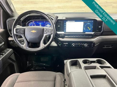 Used 2025 Chevrolet Silverado 2500 LT AWD/4WD image 2