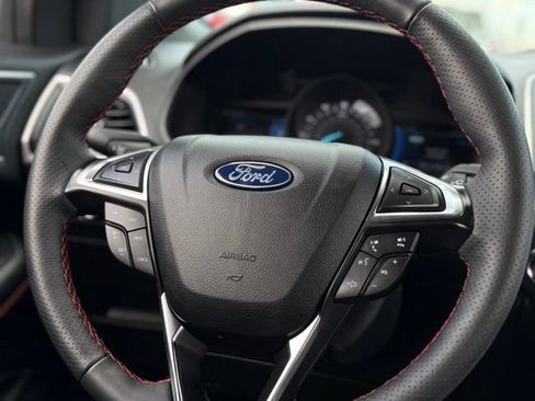 Used 2024 Ford Edge ST-Line AWD/4WD image 8