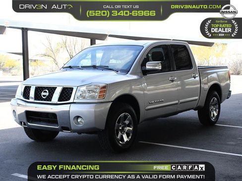 Used 2007 Nissan Titan SE w/ Chrome Pkg W/Pwr Bucket Seats image 3