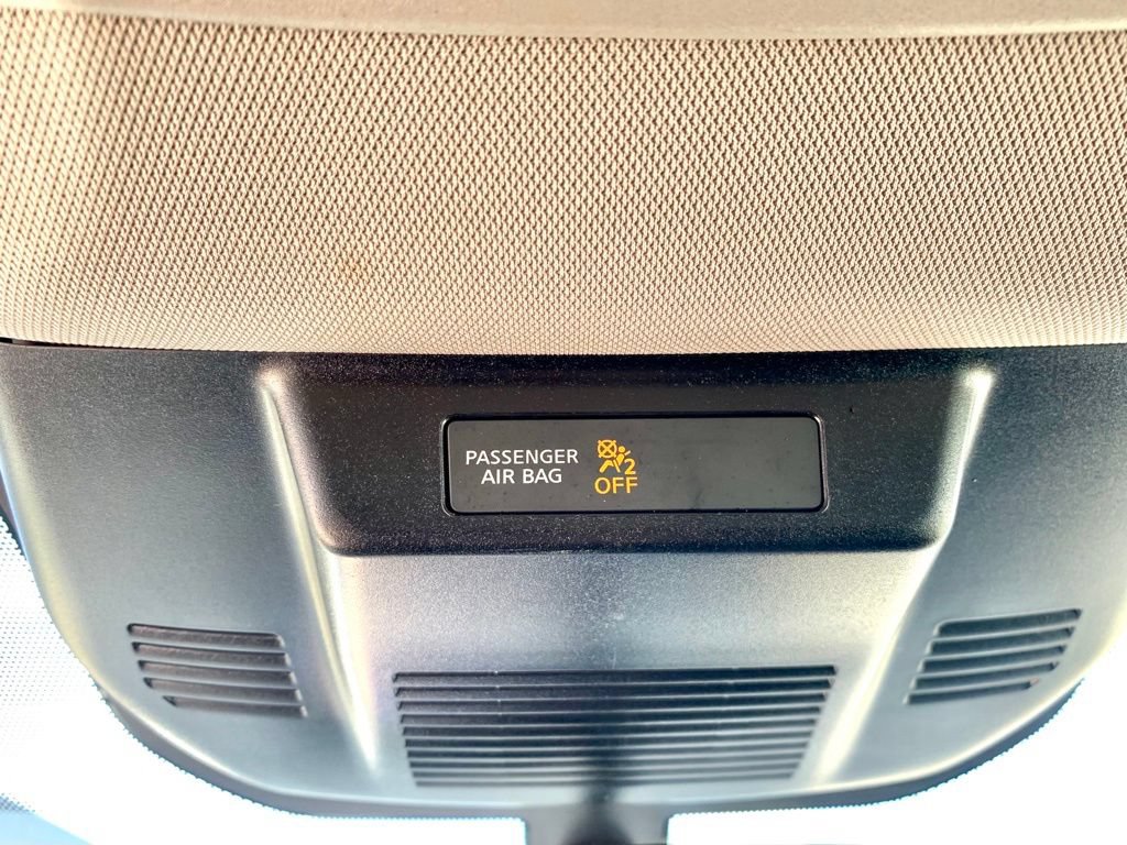 Used 2026 Nissan Rogue S FWD image 40