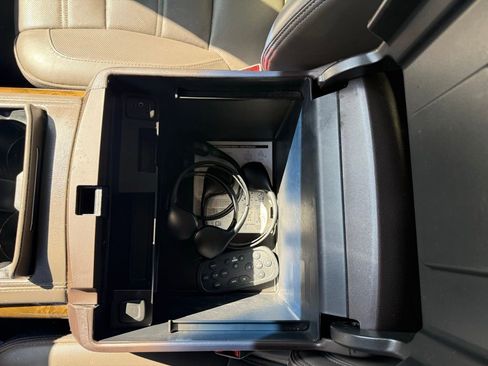 Used 2016 GMC Yukon XL Denali w/ Open Road Package image 46