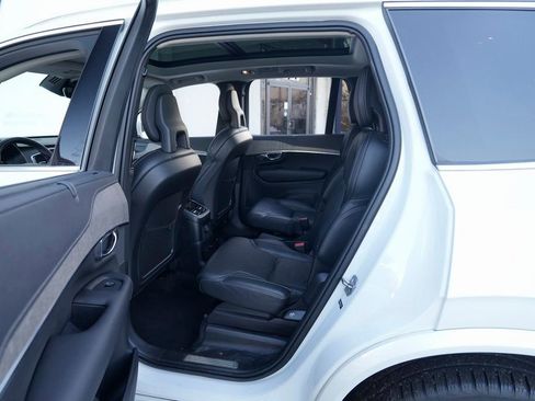 Used 2021 Volvo XC90 T8 Inscription w/ Advanced Package image 30