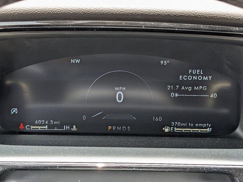 Certified 2023 Lincoln Nautilus Reserve w/ Equipment Group 202A image 29