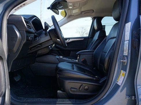 Used 2025 Ford Escape Platinum image 21