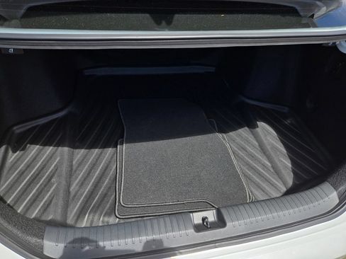 Used 2024 Honda Accord Touring image 34