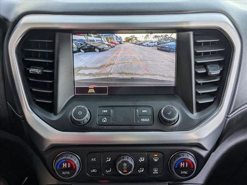 Certified 2023 GMC Acadia SLT image 14