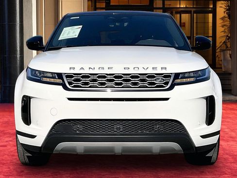 Used 2022 Land Rover Range Rover Evoque S image 3
