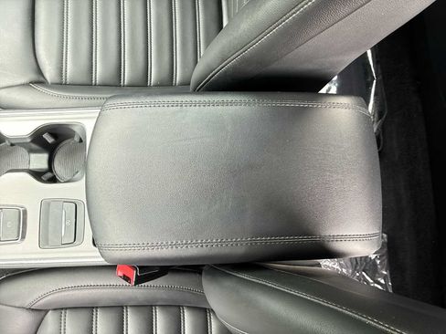 Used 2022 Ford Edge SEL w/ Convenience Package AWD/4WD image 20