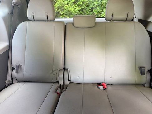 Used 2016 Toyota Sienna XLE w/ XLE Navigation Package AWD/4WD image 13
