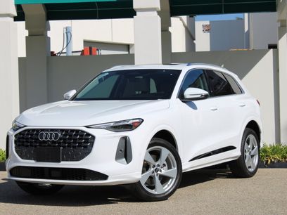 New 2025 Audi Q5 Premium Plus