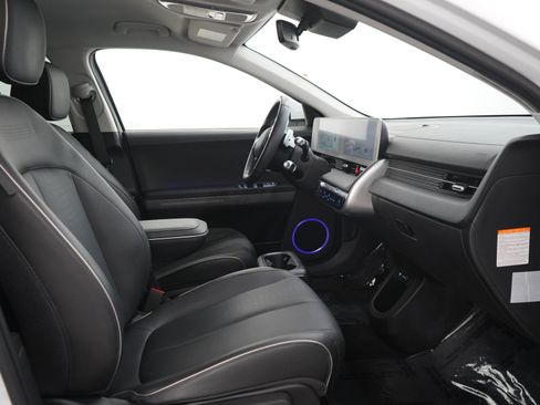 Certified 2023 Hyundai Ioniq 5 SEL AWD/4WD image 13