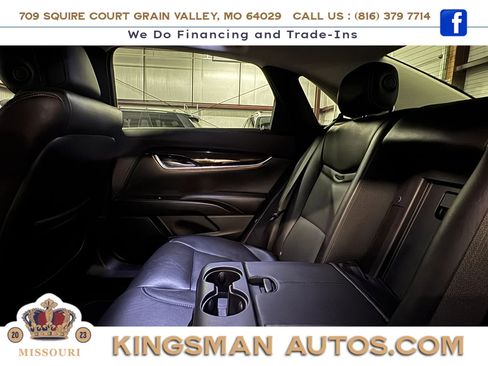 Used 2013 Cadillac XTS Luxury image 29