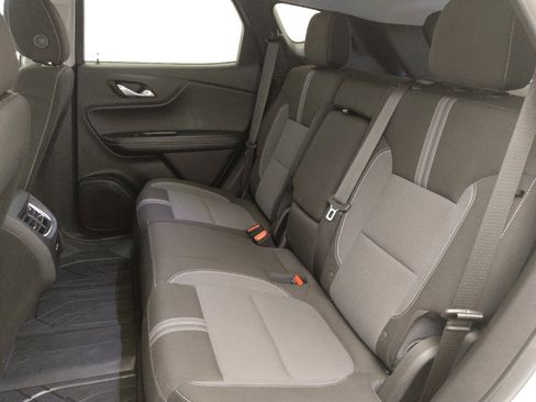 Used 2024 Chevrolet Blazer LT w/ Convenience Package FWD image 18