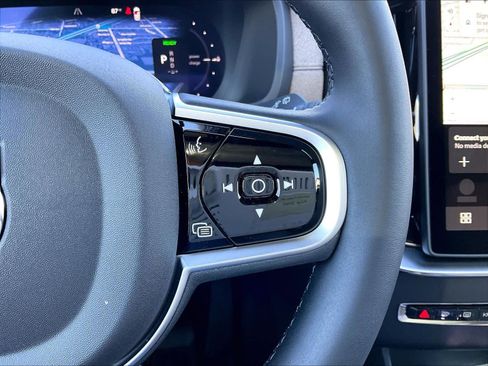 New 2026 Volvo XC90 T8 Plus w/ Protection Package AWD/4WD image 18
