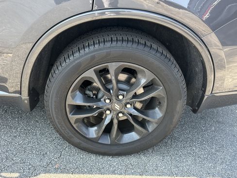 Used 2023 Dodge Durango GT image 21