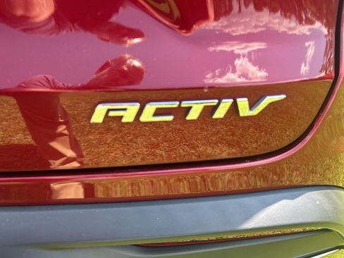 Used 2024 Chevrolet Trax ACTIV FWD image 6