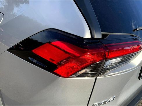 Used 2023 Toyota RAV4 XLE image 27