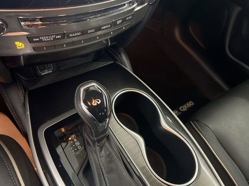 Used 2020 INFINITI QX60 Luxe w/ Essential Package image 35