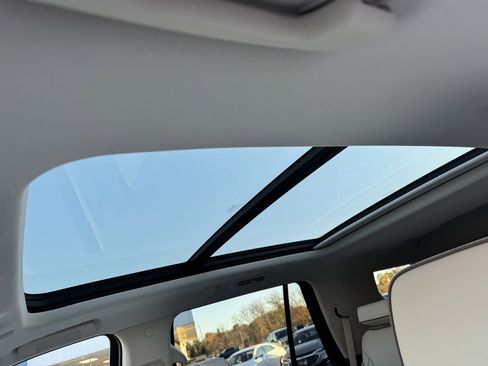 Certified 2023 GMC Yukon Denali image 20