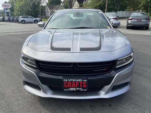 Used 2016 Dodge Charger R/T w/ Plus Group RWD image 8