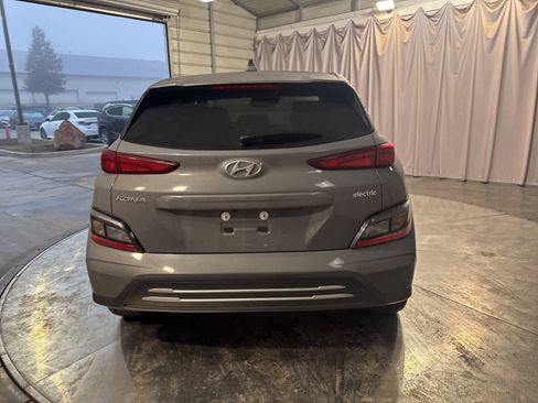 Used 2023 Hyundai Kona SE w/ Cargo Package image 6