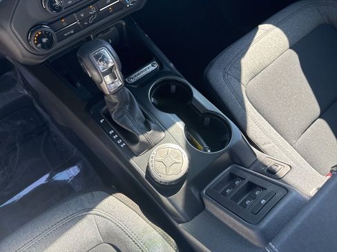 New 2025 Ford Bronco 4-Door w/ Sasquatch Package image 19