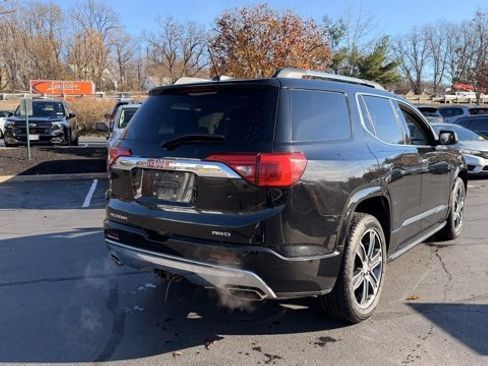 Used 2018 GMC Acadia Denali w/ LPO, Floor Liner Package image 6