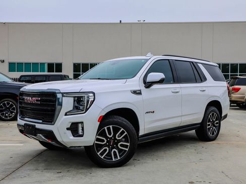 Used 2022 GMC Yukon AT4 AWD/4WD image 1