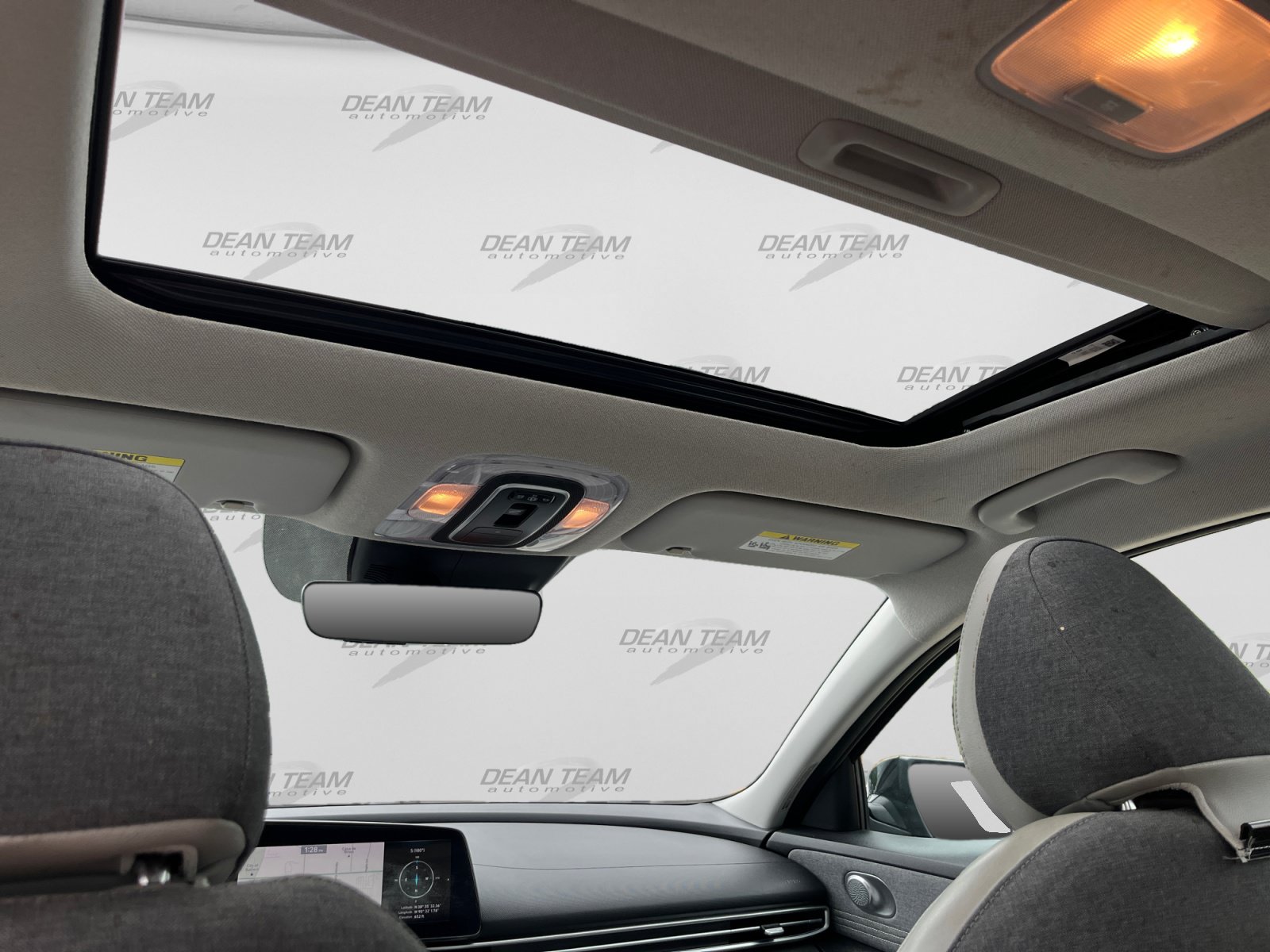 Used 2021 Hyundai Elantra Limited w/ Cargo Package FWD image 18