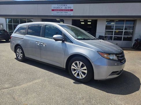 Used 2016 Honda Odyssey SE image 37