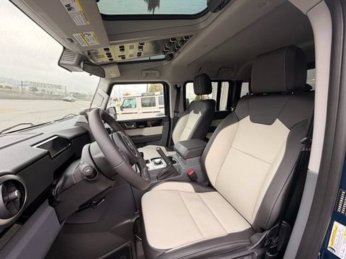 Used 2025 INEOS Grenadier AWD/4WD image 5