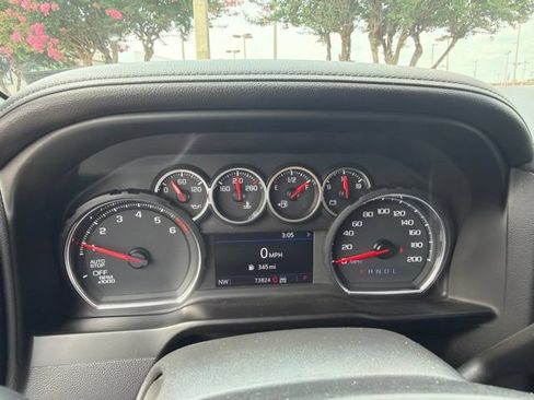 Used 2021 Chevrolet Silverado 1500 LTZ w/ Z71 Off-Road Package AWD/4WD image 12