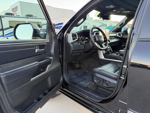 Used 2025 Toyota Tundra Platinum image 21
