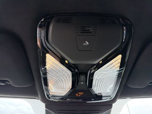 New 2027 BMW X7 xDrive40i AWD/4WD image 16