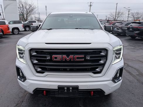 Used 2022 GMC Sierra 1500 AT4 w/ AT4 Premium Package image 2